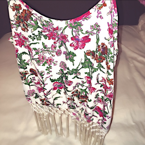 Women’s Vintage Fringe Festival Top - Picture 4 of 6